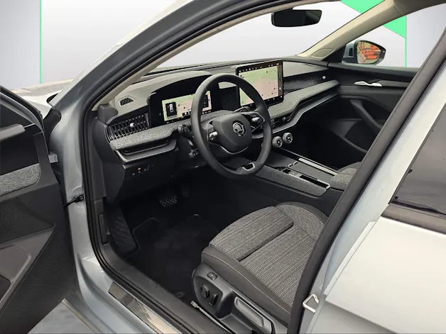 Škoda Superb Combi 2.0 TDi Selection 4x4 DSG