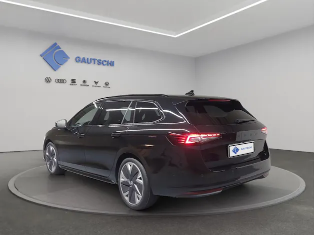 Škoda Superb Combi 2.0 TSI Sportline 4x4 DSG