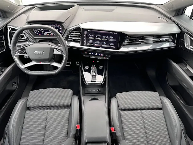 Audi Q4 e-tron 45 quattro