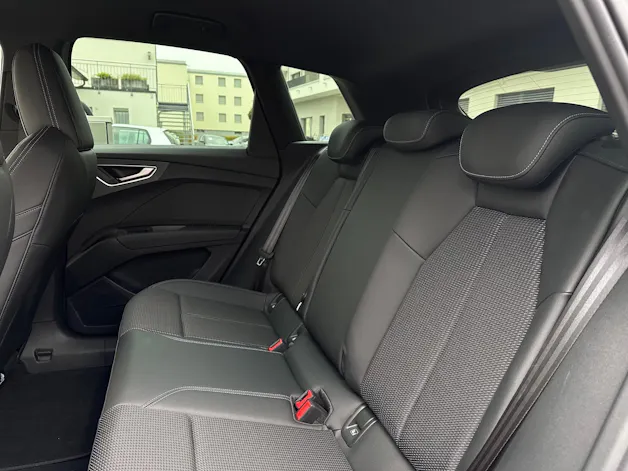 Audi Q4 e-tron 45 quattro
