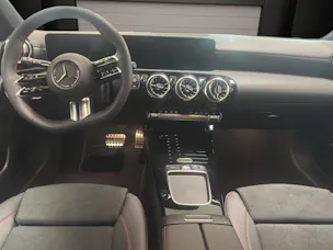 Mercedes-Benz A 220 4Matic 8G-DCT