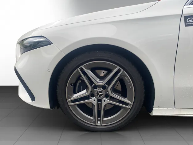 Mercedes-Benz A 220 4Matic 8G-DCT