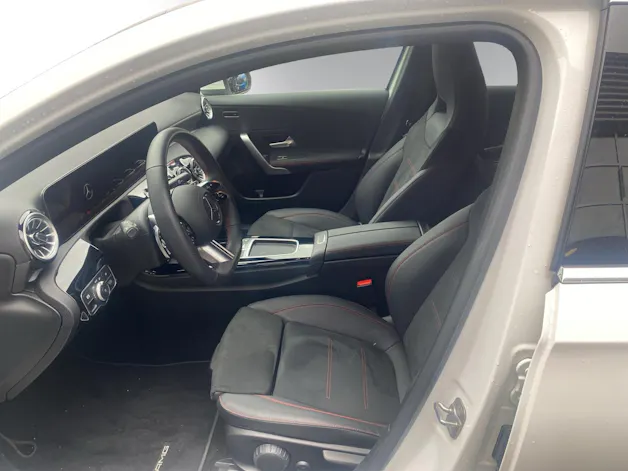 Mercedes-Benz A 220 4Matic 8G-DCT