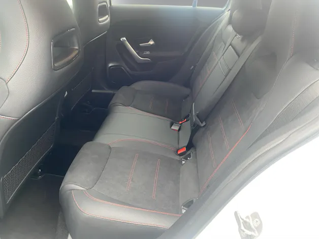 Mercedes-Benz A 220 4Matic 8G-DCT