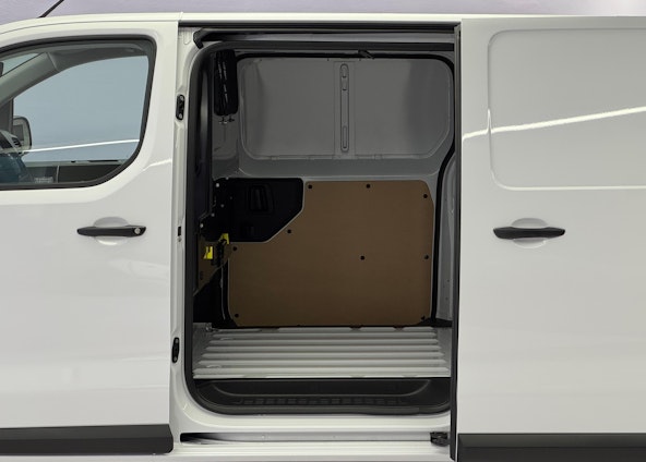 Vehicle image 11 Vehicle image 11