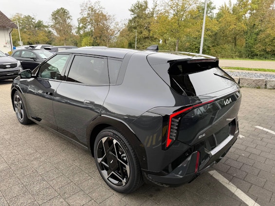 Vehicle image 3 Vehicle image 3