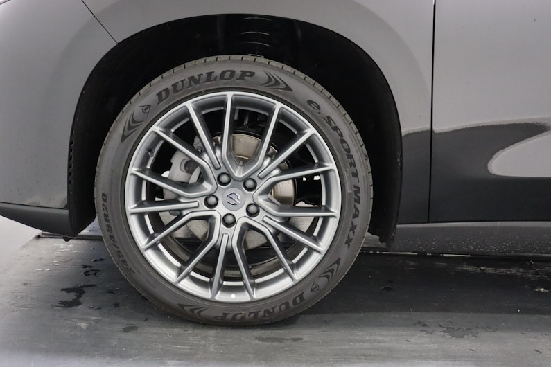 Vehicle image LEAPMOTOR C10