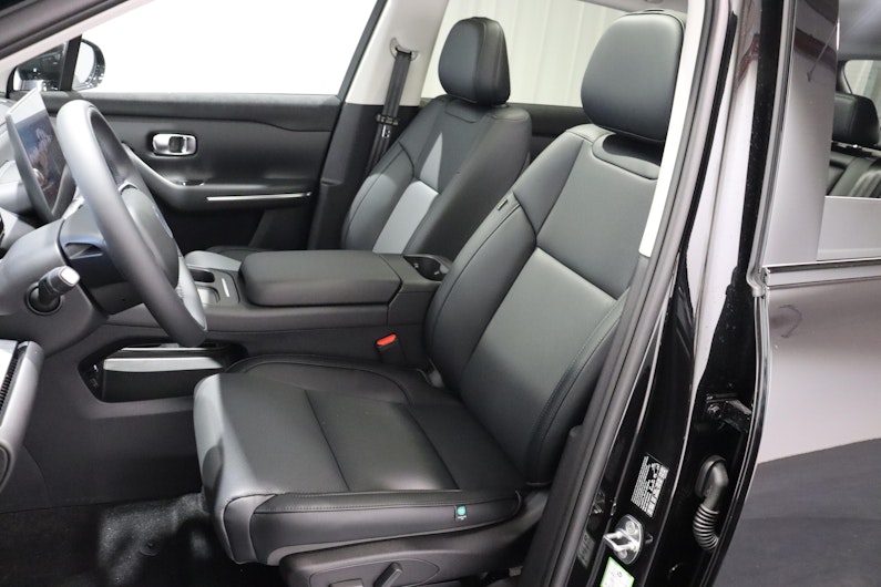 Vehicle image LEAPMOTOR C10