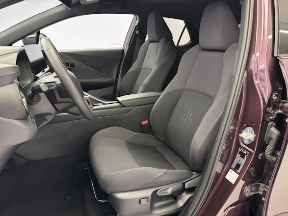 Vehicle image 8 Vehicle image 8