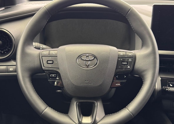 Vehicle image 12 Vehicle image 12