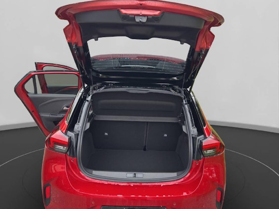 Vehicle image 8 Vehicle image 8