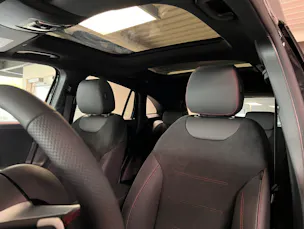 Mercedes-Benz GLA 250 Swiss Star AMG Line 4matic
