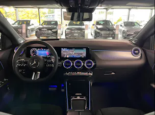 Mercedes-Benz GLA 250 Swiss Star AMG Line 4matic