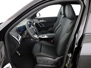 Vehicle image BMW X1 30e xDrive paddles