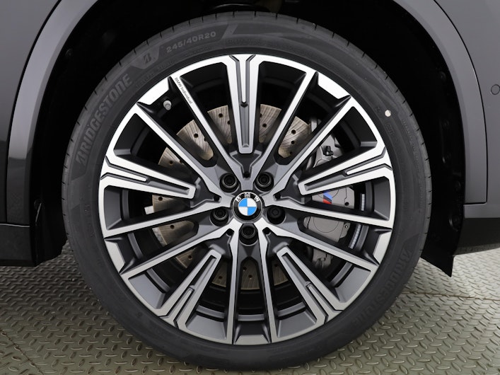 Vehicle image BMW X1