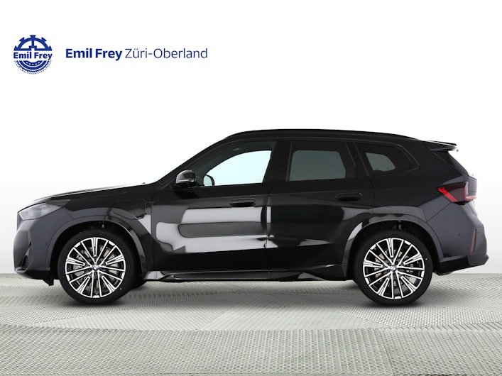 Vehicle image BMW X1
