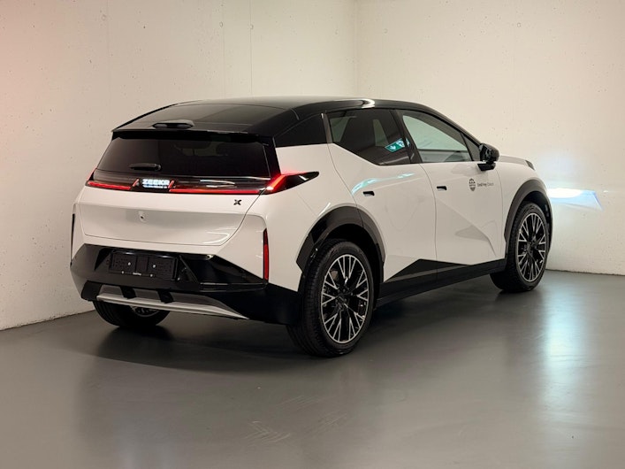 Vehicle image ZEEKR 7X