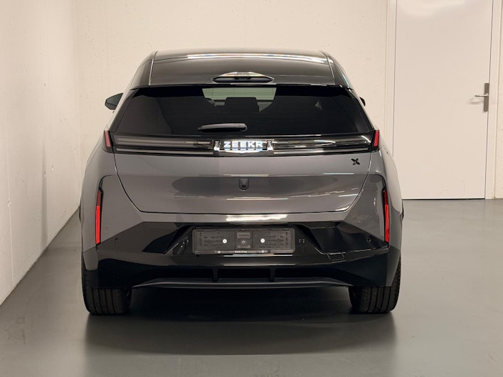 Vehicle image ZEEKR 7X