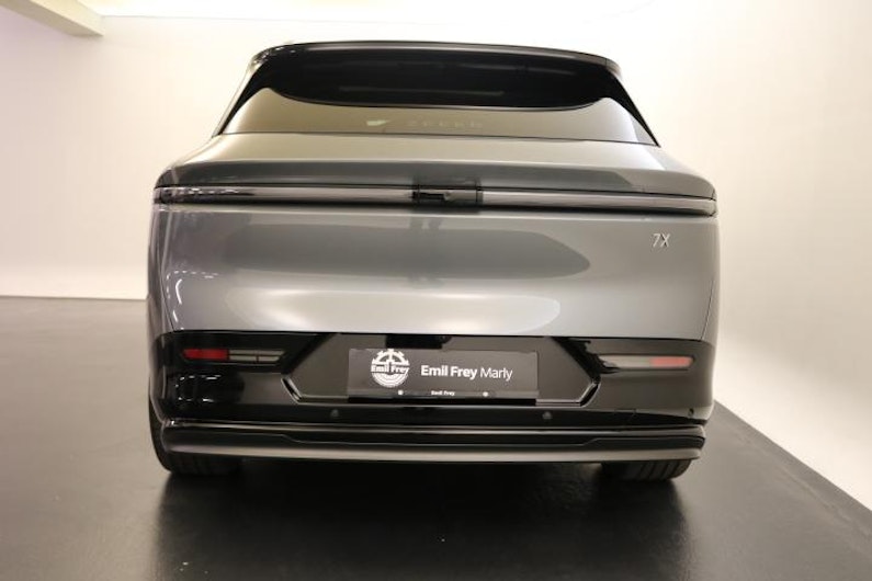 Vehicle image ZEEKR X