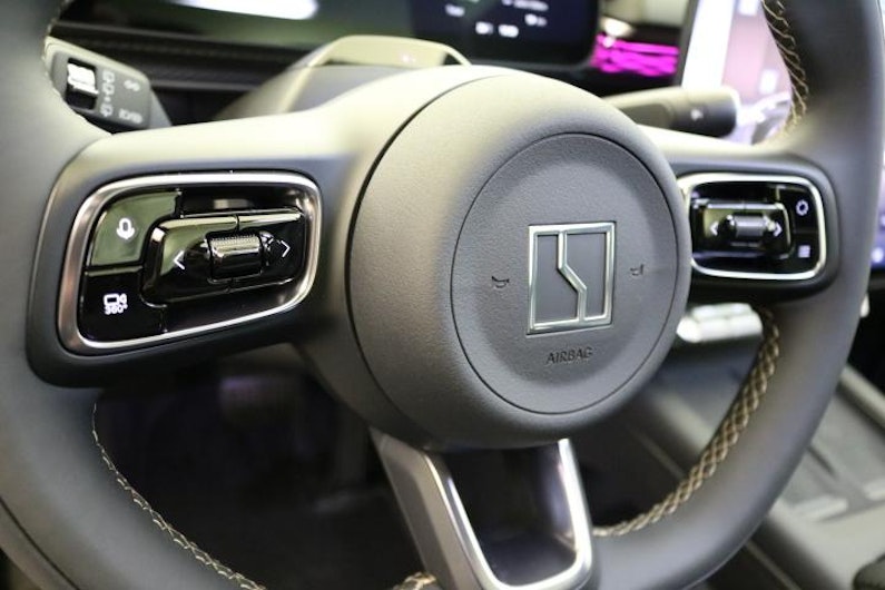 Vehicle image ZEEKR X