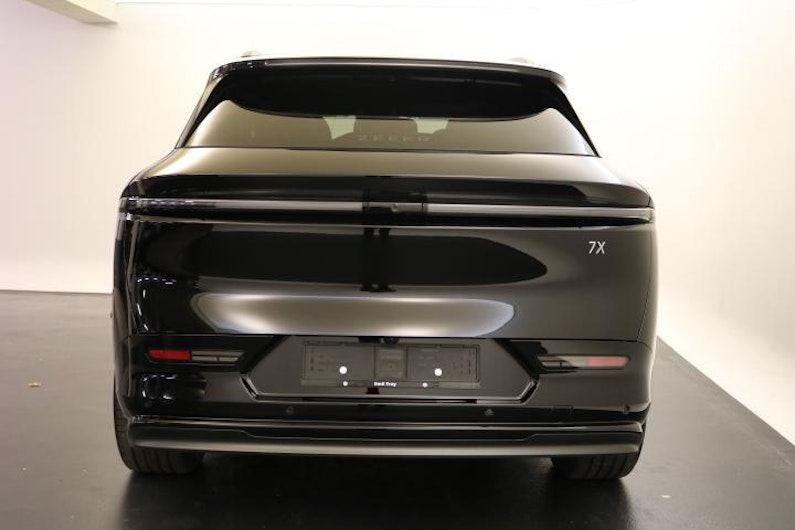 Vehicle image ZEEKR X