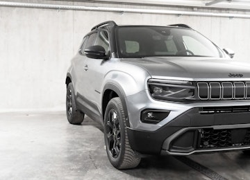 Vehicle image JEEP Avenger 1.2 MHEV Overland 4xe / leasing à partir de 0.99% Vehicle image JEEP Avenger 1.2 MHEV Overland 4xe / leasing à partir de 0.99%