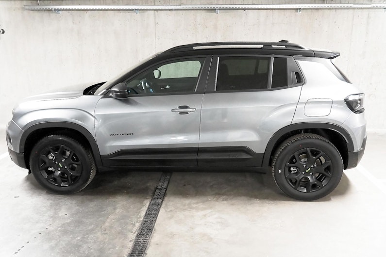 Vehicle image JEEP AVENGER