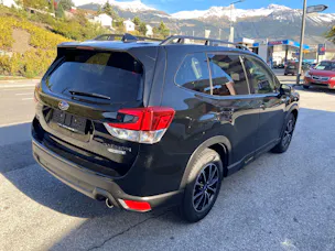 Subaru Forester Station 2.0i e-Boxer Luxury