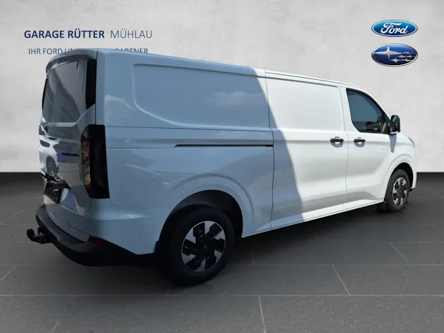 Ford Transit C Van 320 L2 2.5 Duratec 233 Trend PHEV