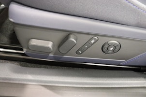 Vehicle image MINI J01 Cooper SE