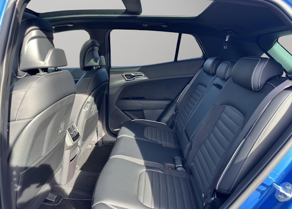 Vehicle image 9 Vehicle image 9