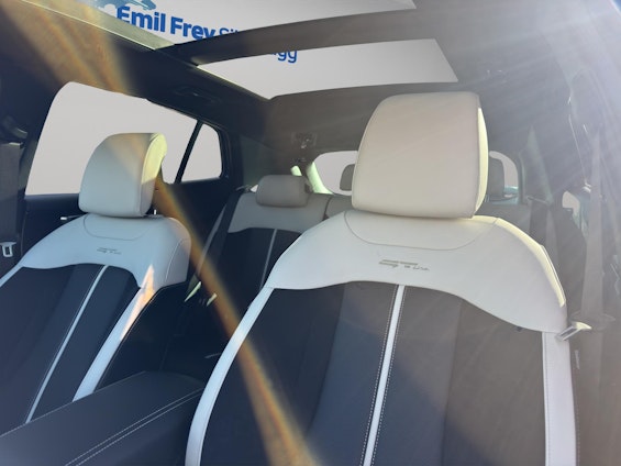 Vehicle image 2 Vehicle image 2