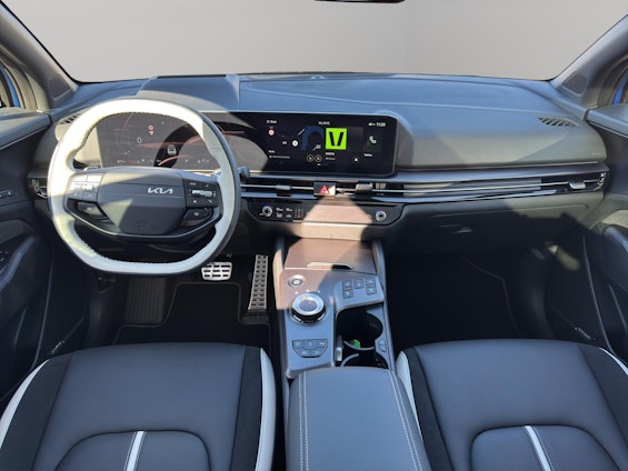 Vehicle image 5 Vehicle image 5