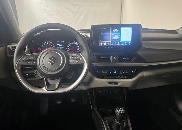 Vehicle image 6 Vehicle image 6