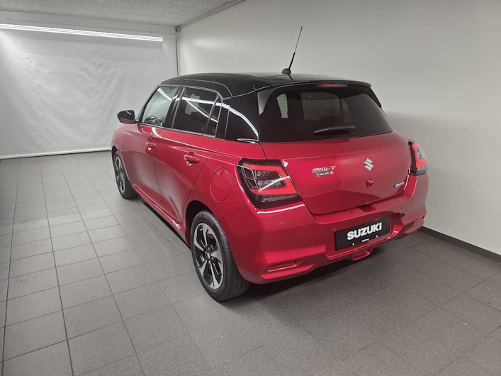 Vehicle image SUZUKI SWIFT