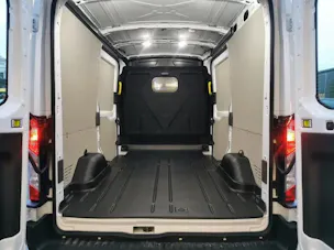 Ford E-Transit Van 350 L2H2 68kWh Trend