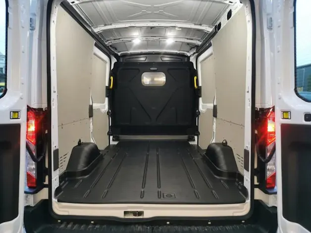 Ford E-Transit Van 350 L2H2 68kWh Trend