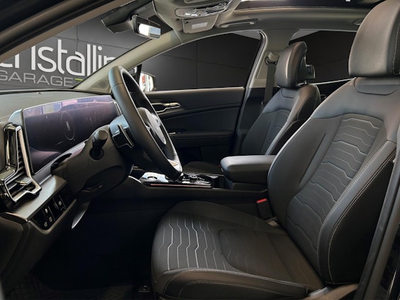 Vehicle image 6 Vehicle image 6