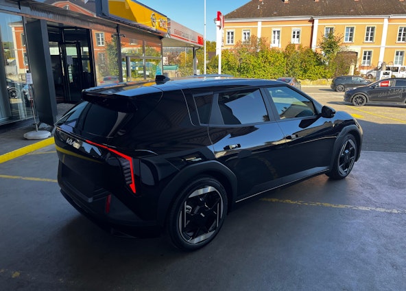 Vehicle image 2 Vehicle image 2