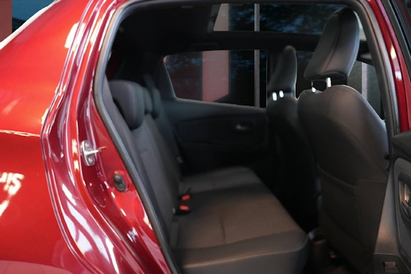 Vehicle image 6 Vehicle image 6