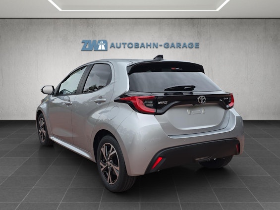 Vehicle image 2 Vehicle image 2