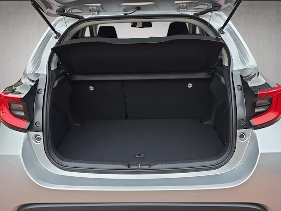 Vehicle image 12 Vehicle image 12