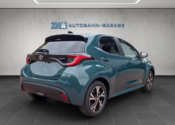 Vehicle image 4 Vehicle image 4