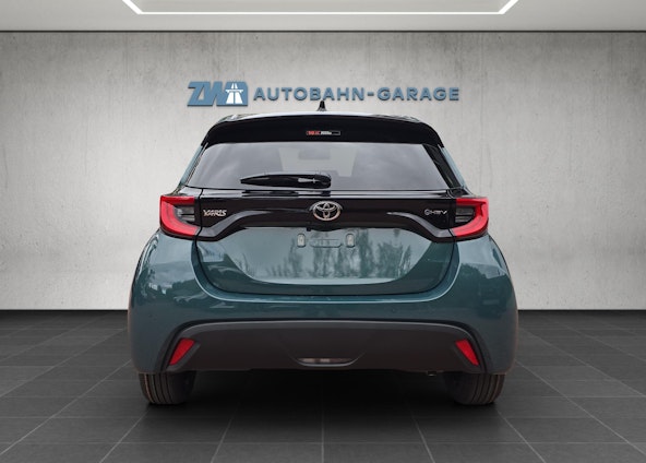 Vehicle image 3 Vehicle image 3