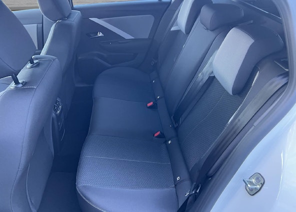 Vehicle image 13 Vehicle image 13