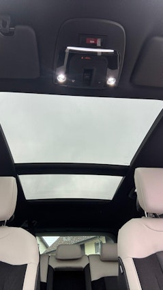 Vehicle image 15 Vehicle image 15