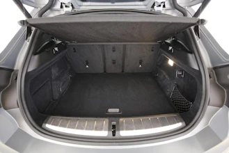 https://vehicle.imgix.net/4054656/ab8ce720-98ff-4c73-97d6-66e415821018.jpg