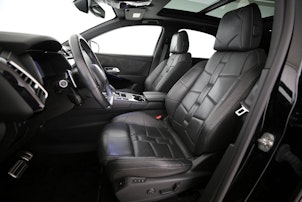 Vehicle image DS AUTOMOBILES 7 Crossback 1.6 E-Tense So Chic 4x4