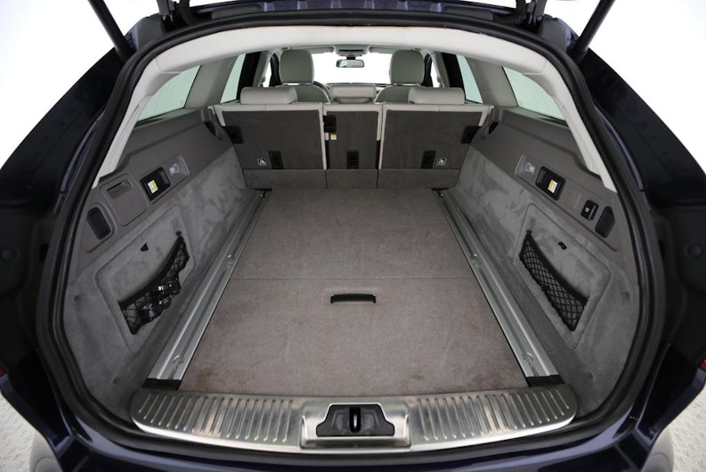 Vehicle image JAGUAR XF