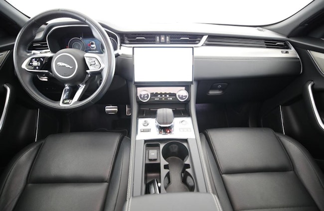 Vehicle image 4 Vehicle image 4